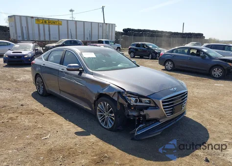 2016 Hyundai Genesis 3.8 z USA, uszkodzony, nr VIN KMHGN4JE2GU126425